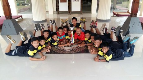 Trofi Juara dan Pengalaman Berharga dari Manila