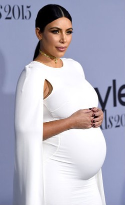 Belum Lahir, Anak Kedua Kim Kardashian Sudah Dihadiahi Barang Fashion Mewah