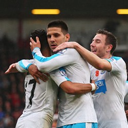 Kalahkan Bournemouth, Newcastle Tinggalkan Zona Merah