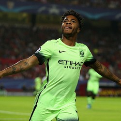 Pellegrini: Sterling Bisa Lebih Subur, Harus Terus Kerja Keras