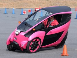 Sensasi Nyetir i-Road, Kendaraan 3 Roda Toyota