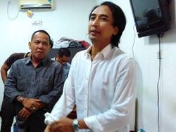 Flo Kekeuh Cerai, Piyu Masih Ingin Pertahankan Rumah Tangga