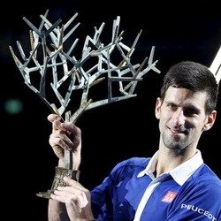Kalahkan Murray, Djokovic Pertahankan Gelar