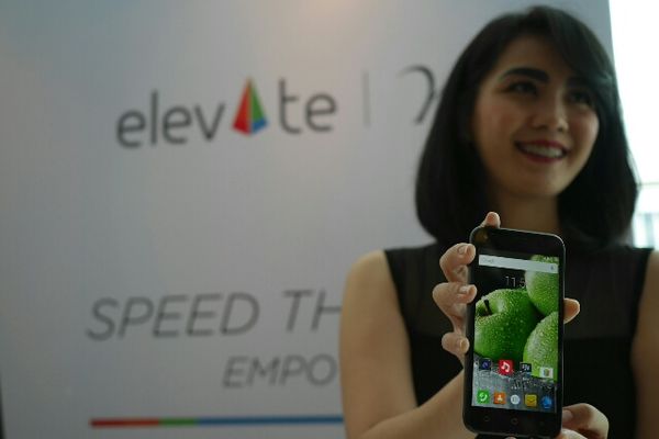 Duo Ponsel 4G Sejutaan Evercoss