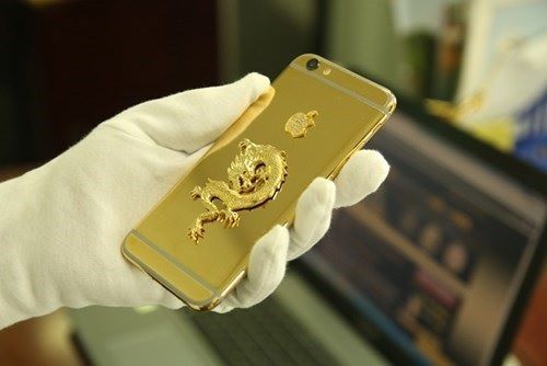 Parade Ponsel Seharga Miliaran Rupiah