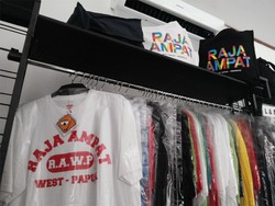 Tempat Berburu Suvenir Raja Ampat yang Lengkap di Sorong