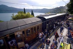 Jalur Kereta Terpendek Sedunia Dibuka di Vatikan