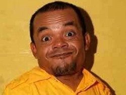 Ucok Baba Bantu Sesama dari Uang Tabungan