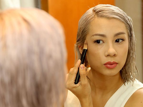 Mengintip Jennifer Bachdim Dandan