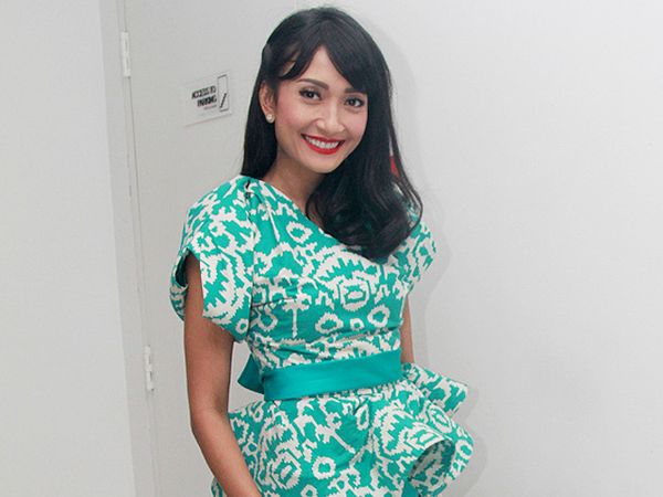 Punya 2 Anak, Artika Sari Devi Tetap Cantik!