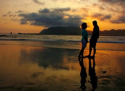 sunset di pantai payangan