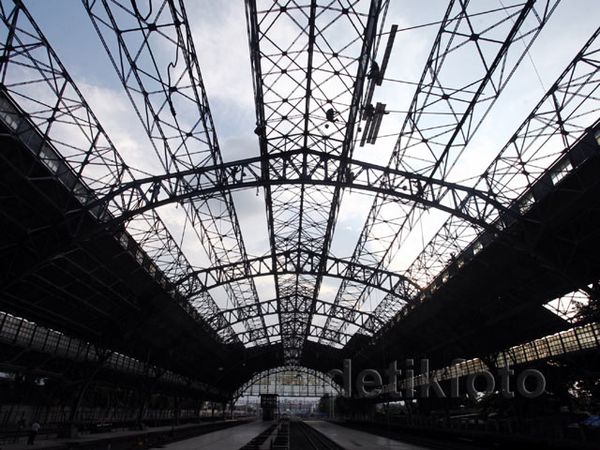 Stasiun Tanjung Priok Direnovasi