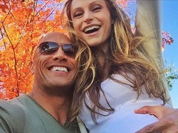 Dwayne Johnson Ungkap Jenis Kelamin Bayi yang Dikandung Sang Kekasih