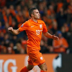 Hanya Periode Suram, Van Persie Diyakini Belum Habis