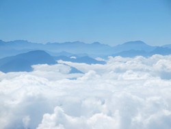 Negeri di Atas Awan Papua