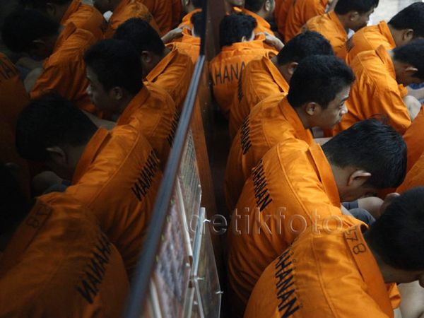Polda Metro Bekuk Sindikat Mama Minta Pulsa