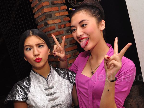 Muka Jelek Cassandra Lee dan Shy Edwards