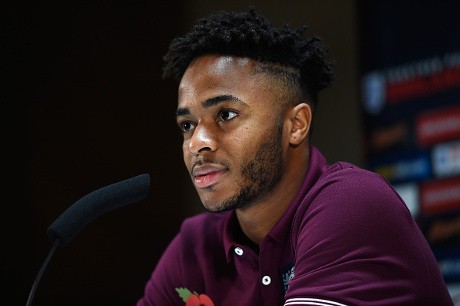 Sterling Bidik 100 Caps di Timnas Inggris