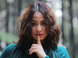 Nikmati Udara Segar Gunung Pancar Ditemani Jennifer Tungka