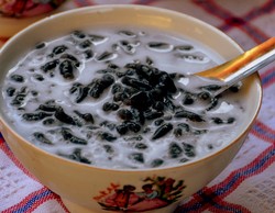 Es Dawet Ireng, Minuman Unik dari Jawa Tengah