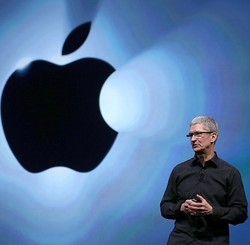 CEO Apple Ejek Laptop Microsoft