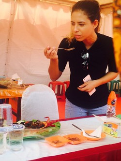 Blusukan ke Malang, Susi Ditemani Putrinya yang Cantik