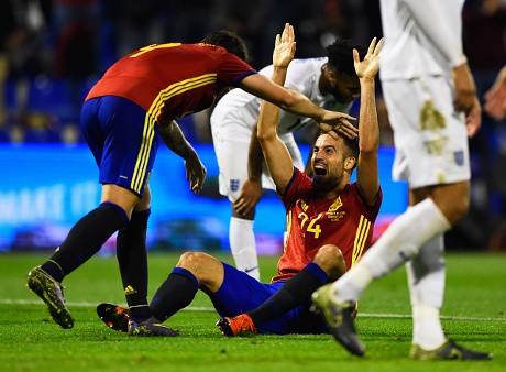 Spanyol Taklukkan Inggris Dua Gol Tanpa Balas
