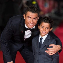 Ronaldo: Aku Akan Pensiun dalam 5 Tahun dan Hidup Seperti Raja