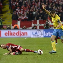 Swedia Menang Tipis atas Denmark