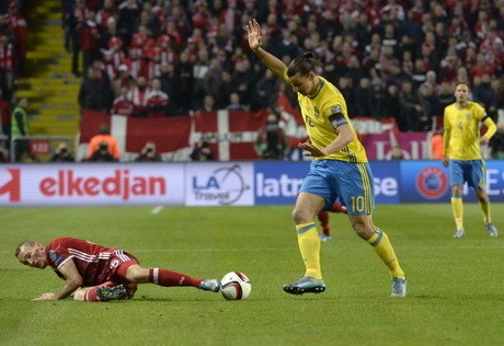 Swedia Menang Tipis atas Denmark