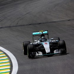 Rosberg Start Terdepan di Brasil