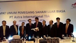 Presdir Astra: Daya Beli Masyarakat Turun, Penjualan Mobil-Motor Turun