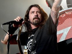 Teror Paris Buat Foo Fighters Batalkan Tur Eropa