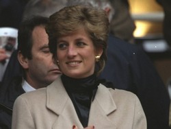 Mantan Pacar Putri Diana Berniat Jual Surat-surat Cinta Mereka