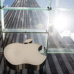 Apple Store di Singapura Ditenagai Tenaga Surya