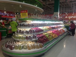 Carrefour Jual Murah Buah, Sabun, Hingga Pakaian Dalam