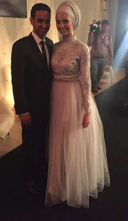 Tak Hanya Diserang Haters, Susan Juga Pernah Dijauhi Ibunya karena Berhijab