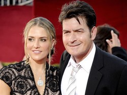Charlie Sheen Diduga Idap HIV/AIDS, Begini Respons Mantan Istri