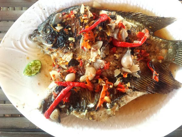 Makan Enak Khas Betawi Setu Babakan di Saung Bang Pitung