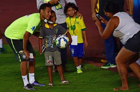 Dua Gol Lagi, Neymar Bakal Samai Rekor Zico