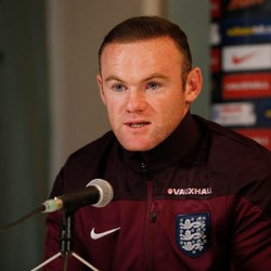 Paris Dikepung Teror, Rooney Langsung Hubungi Rekan-rekannya