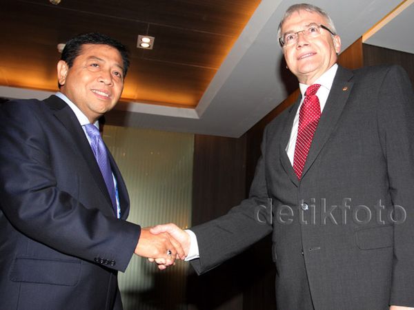 Ketua Parlemen Swiss Datangi Komplek Parlemen