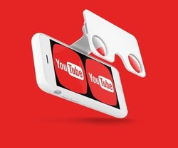 Unik! Casing iPhone Merangkap Headset VR