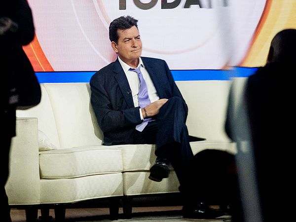 Momen Charlie Sheen Akui Idap HIV