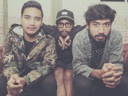 Film Pendek dan Romantika Bunuh Diri di Dua Album Mini Elephant Kind