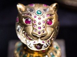 Museum London Pamerkan Koleksi Perhiasan Berusia 400 Tahun