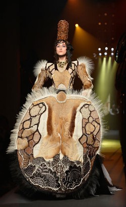 Tak Bisa Dipakai Semua Desainer, Ini Arti di Balik Konsep Haute Couture