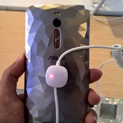 CEO Asus: Zenfone Deluxe bak iPhone 6S Murah