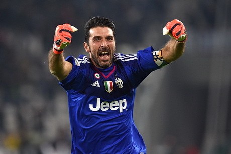Buffon Diragukan Tampil Lawan Milan