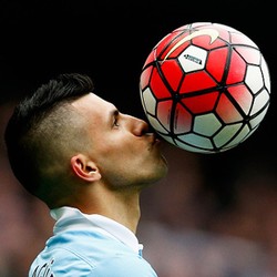 Aguero Lakukan Segala Upaya Demi Tampil Lawan Liverpool
